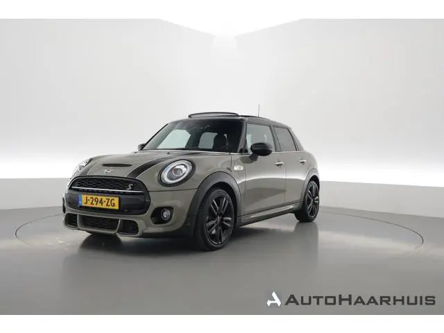 MINI Cooper S Hammersmith  - Orig. NL | Rijklaar! | Rijklaar! | Pano | HUD | JCW Pakket | Harman Kar...