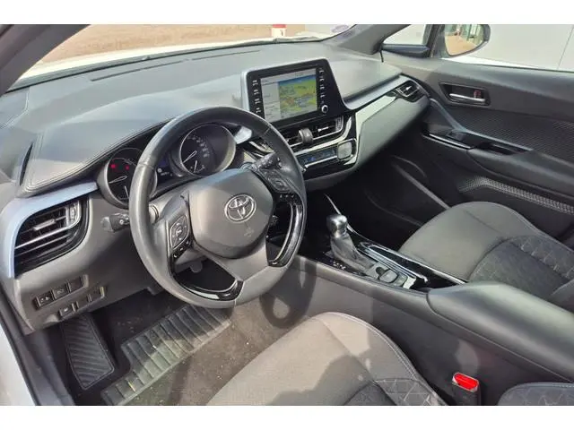 Toyota C-HR 1.8 Hybrid Dynamic |Apple Carplay| Camera achterzijde| Mooie auto