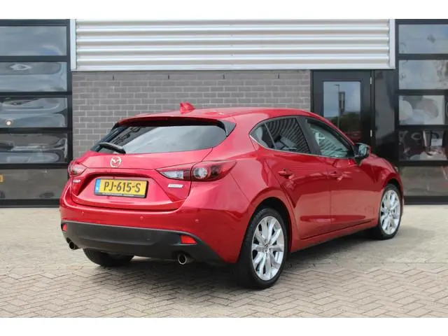 Mazda 3 2.0 GT-M / Automaat / HUD / Keyless / Stoelverwarming