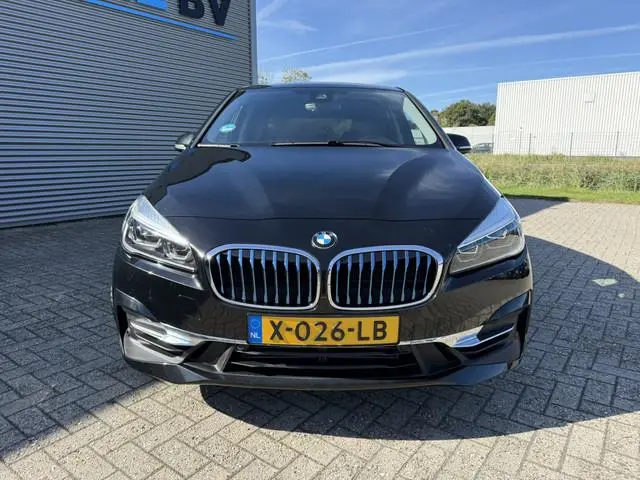 BMW 2-serie Active Tourer 225xe iPerformance Luxury Leer LED Stoelverwarming PDC