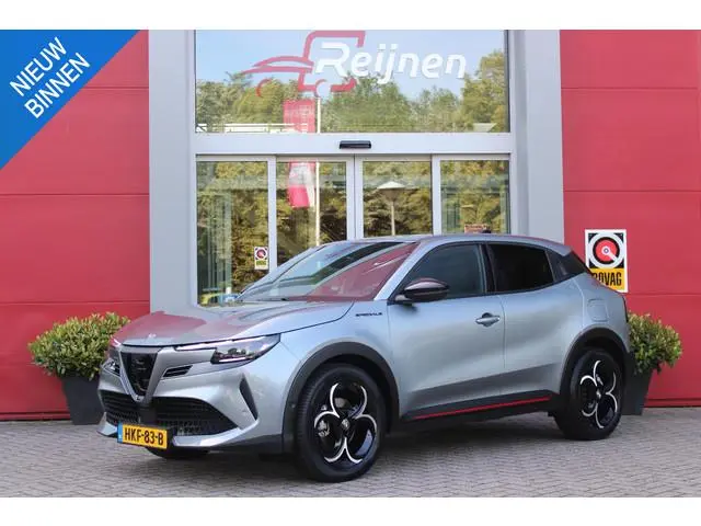 Alfa Romeo Junior 1.2 Turbo 145PK Hybrid IBRIDA SPECIALE | TECHNO PACK: LEX MATRIX KOPLAMPEN/AUTOMAT...