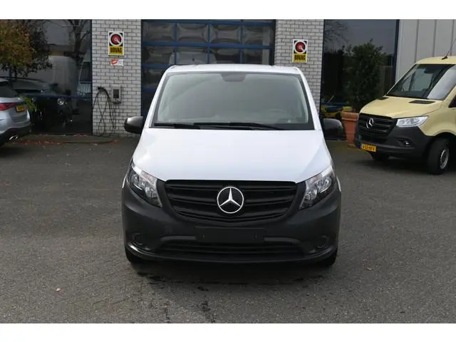 Mercedes-Benz eVito 112 L2 66 kWh Snellader, Camera, Achterdeuren, Apple Carplay/Android Auto