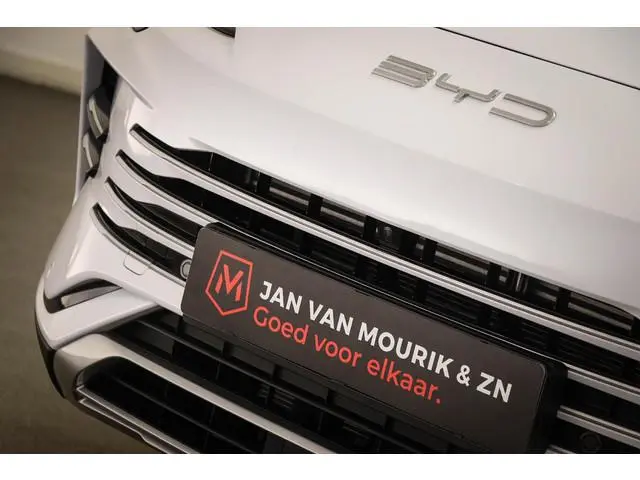 BYD SEAL U