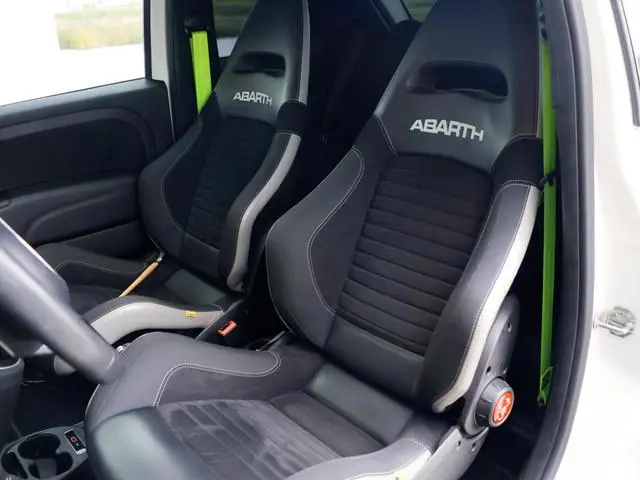 Abarth 595