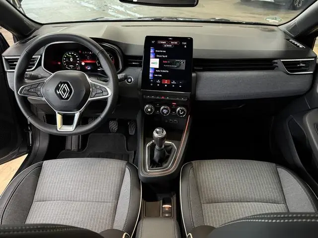 Renault Clio 1.0 TCe 90 GPF Techno | Groot Navi | 360 | 17" | Stoel & Stuurverwarming | Carplay | De...