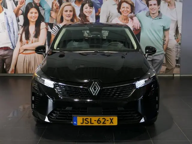 Renault Clio 1.6 E-Tech Full Hybrid 145 evolution  - Occasion Lease vanaf €439 p/m - NIEUW! - Navi -...
