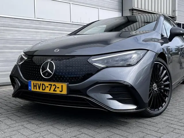 Mercedes-Benz EQE