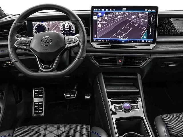 Volkswagen Tayron R-Line Edition 1.5 eHybrid 204 PK 6 versn. DSG · Rondomzichtcamera · Panoramaschui...