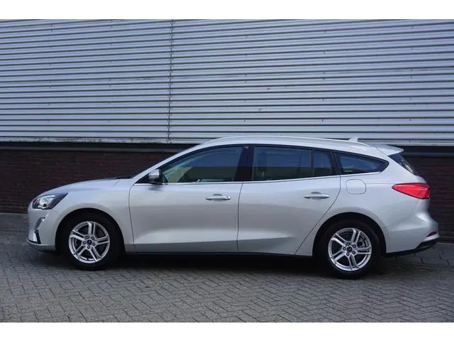 Ford Focus Wagon 1.0 EcoB.125PK Hybrid Business/AGR-Comfortstoel/ Dealeronderhouden.