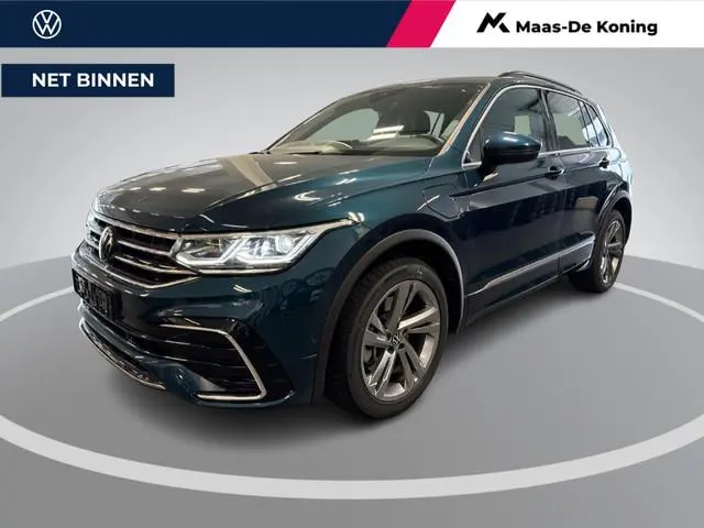 Volkswagen Tiguan 1.4 TSI eHybrid 245pk DSG R-Line Business · Camera · Dodehoeksensor · Stuur- & Sto...