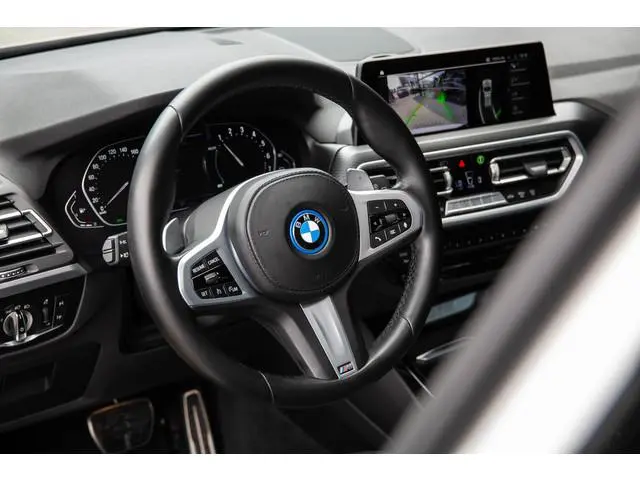 BMW X3 xDrive30e High Executive , M-Sport, Pano, Leder, Shadow Line