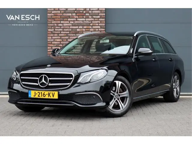 Mercedes-Benz E-klasse Estate 200 Business Solution Avantgarde | Navigatie | Camera | High Perf. LED...