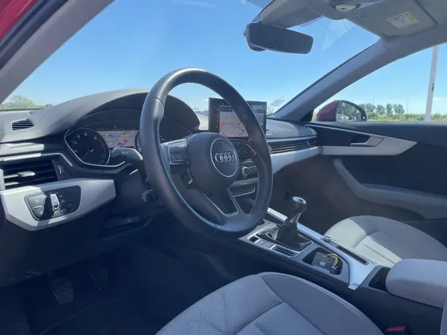 Audi A4 Avant 35 TFSI 2.0 150PK PRO LINE VIRTIUAL NAVI/CAMERA/LED