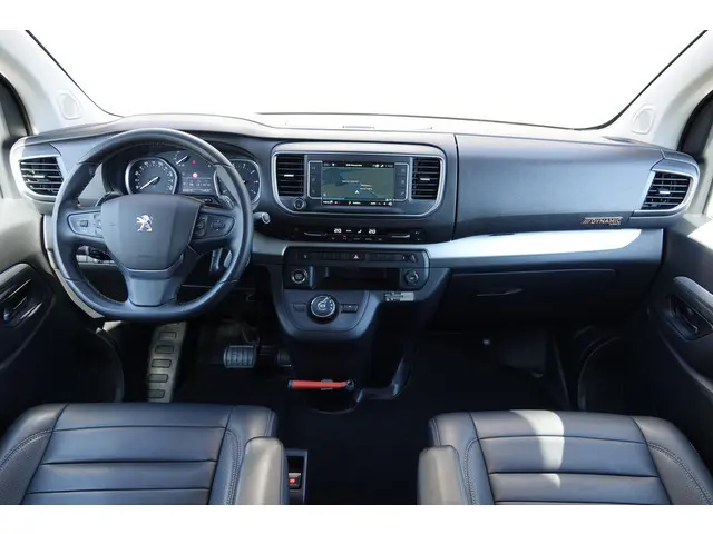 Peugeot Expert 2.0 BlueHDI 177Pk Aut. | Dubbele Cabine | Dynamic | 360° Camera | Leder | Trekhaak |...