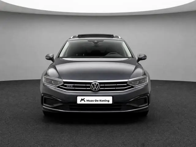 Volkswagen Passat Variant 1.4 TSI 218pk DSG PHEV GTE Business · Panoramadak · Camera · Apple/Android...