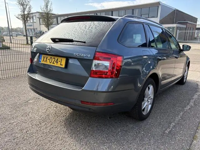 Skoda Octavia Combi 1.5 TSI Greentech Ambition Business