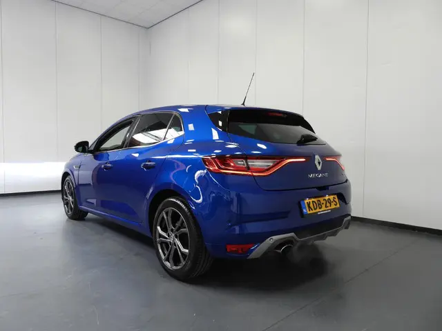Renault Mégane 1.2 TCe Aut. GT-Line NAVI/CAMERA/CLIMA/LED/17"LMV!