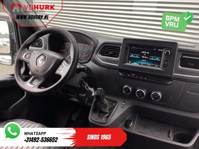 Renault Master 2.3 dCi 150 pk L2H2 NL Auto/ Carplay/ Cruise/ Camera/ PDC/ Navi/ Trekhaak/ DAB/ Airco
