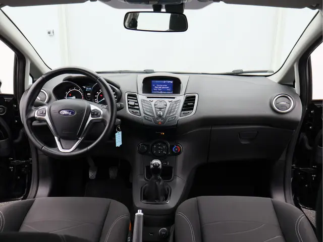 Ford Fiesta 1.0 Style Ultimate/ lage km/ mooie auto!