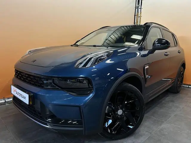 Lynk & Co 01