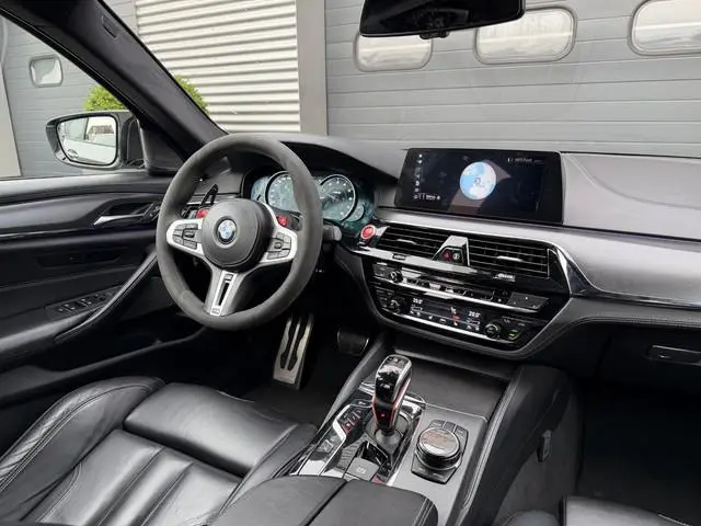 BMW M5 5-Serie | Carbon | Head-Up | Camera |  Softclose | Harmon Kardon | 600PK