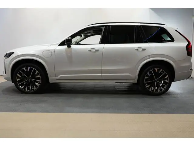 Volvo XC90 2.0 T8 AWD 335kW/456pk Aut8 Recharge Ultra Dark 7P ADAPT.CRUISE + HARMAN/KARDON + PANORAM...