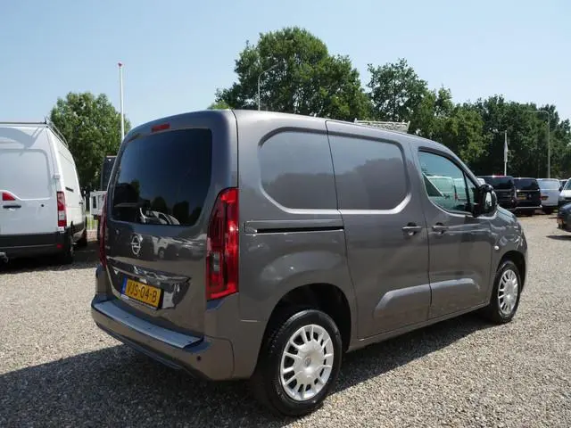 Opel Combo 1.5D 100PK, L1, Airco, Achterklep, 2 x Schuifdeur