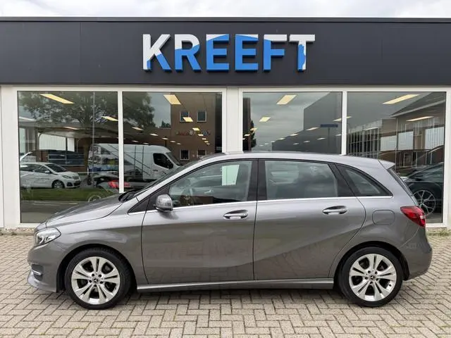 Mercedes-Benz B-klasse 200 Prestige Leder | Trekhaak 