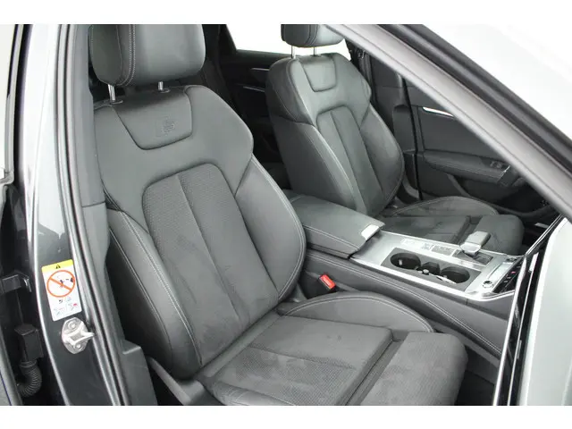 Audi A6 Avant 50 TFSI e 299pk Quattro S Edition Trekhaak Camera B&O Panoramadak Matrix Led Virtual C...