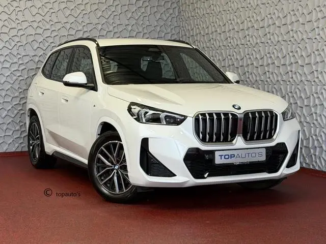 BMW X1 SDRIVE M-SPORT SHADOW LINE NAVI LED ELEK.KLEP ADAP.CRUISE LEER/ALCANTARA CAMERA M-SPORT INTER...