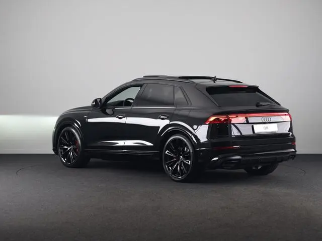 Audi Q8 Pro Line S 55 TFSI e 394 pk | Bang & Olufsen Premium 3D | Glazen panoramadak | Vierwielbestu...