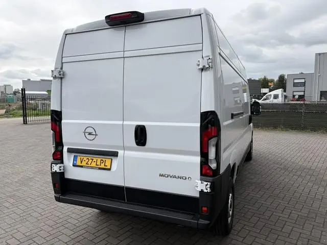 Opel Movano
