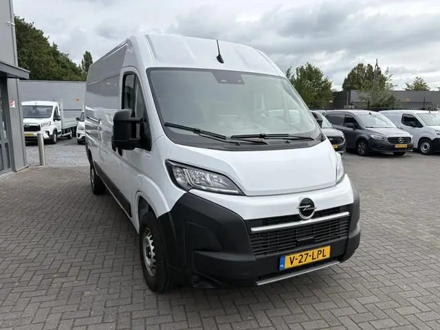 Opel Movano