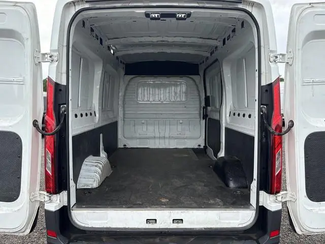 Maxus eDeliver9