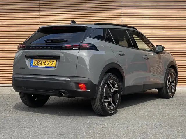 Peugeot 2008 1.2 PureTech 100 Allure Navi / Camera / Clima