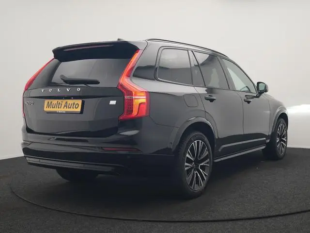 Volvo XC90 T8 Recharge AWD Plus Dark 7 Persoons LONG RANGE PHEV 455pk Dealer O.H. | Trekhaak Af Fabr...