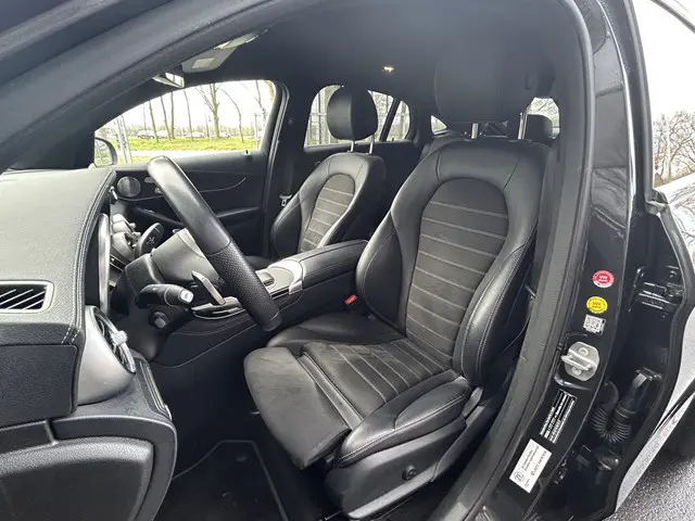 Mercedes-Benz GLC-klasse 300e AMG // Headup // Luchtvering // Memory // Burmester // 360 Camera // D...