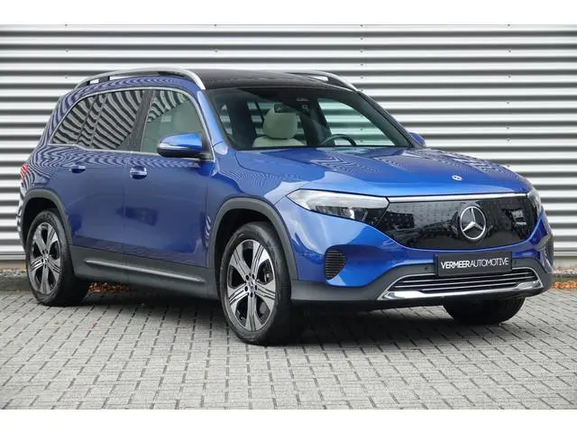Mercedes-Benz EQB