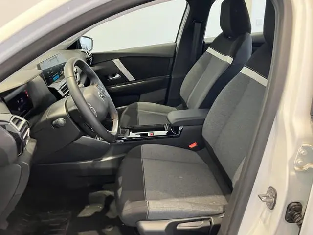 Citroën C4 X