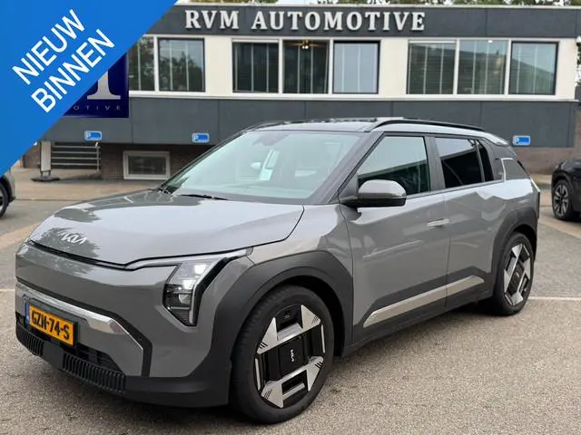 Kia EV3 Plus Advanced 58.3 kWh SOH 100% | HARMAN KARDON | DODE HOEK | ELEK. STOELEN | STOEL + STUURV...