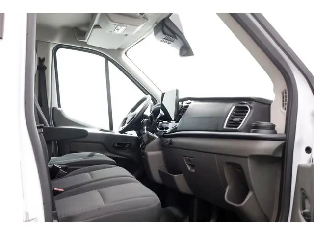 Ford Transit 2.0 TDCI 130pk L2H3 Trend ACC/Navi/Camera 03-2024