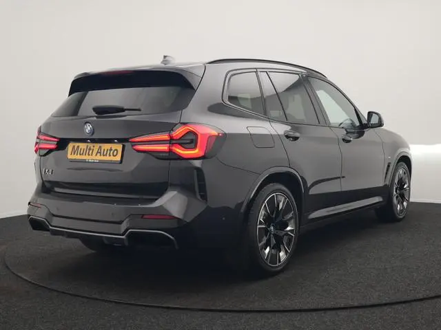 BMW iX3 M Sport 80 kWh 286pk Dealer O.H. | Trekhaak Af Fabriek | Panodak | Head Up | Adaptive Cruise...