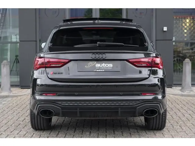 Audi RSQ3