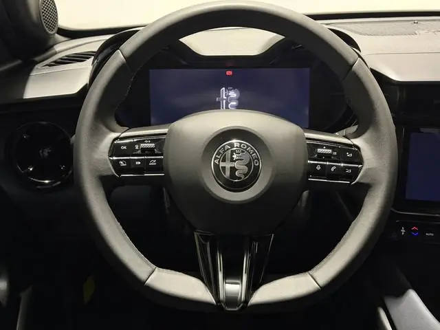Alfa Romeo Junior