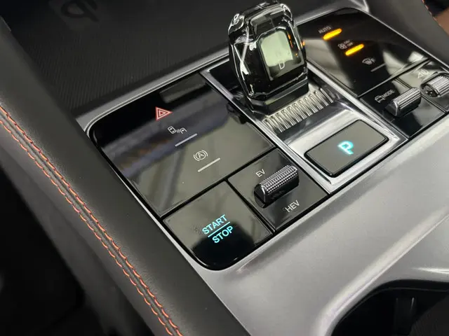 BYD SEAL U