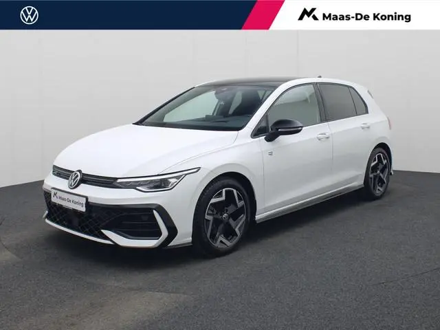 Volkswagen Golf 1.5eTSI/150PK R-Line Black Style DSG · Navigatie · Camera + Parkeersensoren · Apple/...