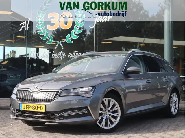 ŠKODA Superb Combi 1.4 TSI iV Business Edition Plus Virtual Cockpit Adap Cruise /Elektr Trekhaak /Na...