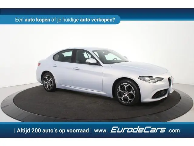 Alfa Romeo Giulia