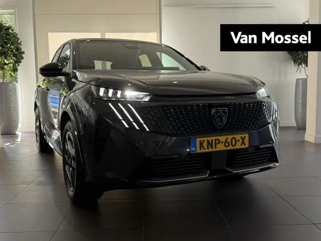 Peugeot e-3008 GT Long Range 230 97 kWh