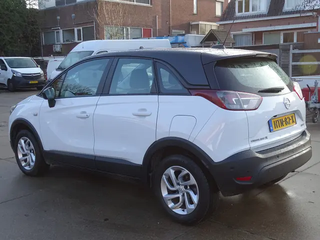 Opel Crossland X